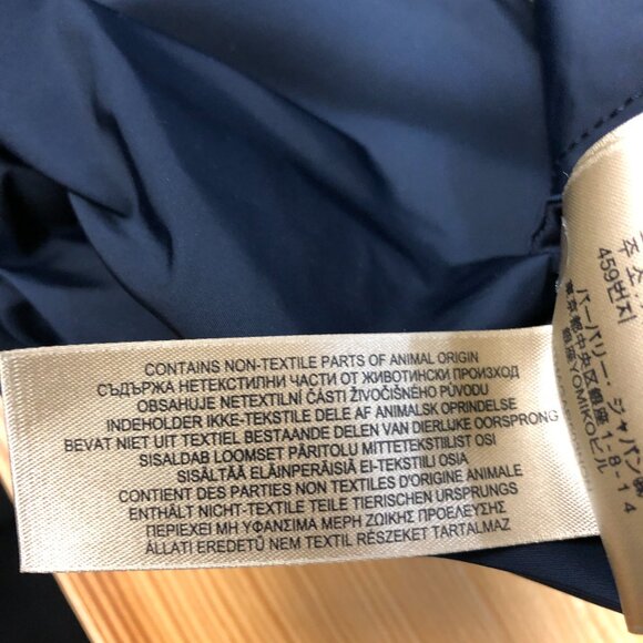 Burberry Size XS Size P2P 20inch - Picture 11 of 15